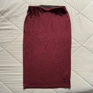 Old Navy maroon midi bodycon pencil skirt with elastic waistband, size small
